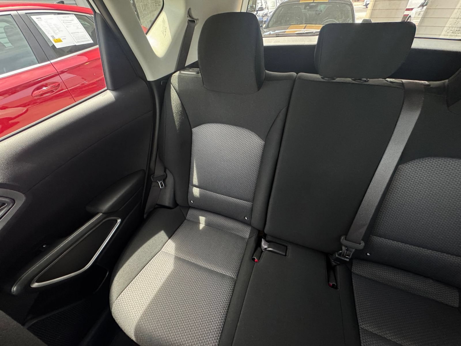Used 2025 Kia Soul LX w/ LX Technology Package FWD image 36