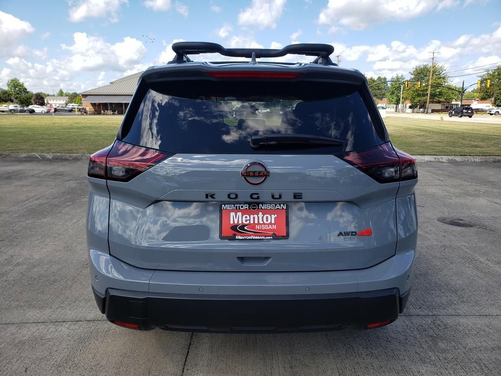 Certified 2025 Nissan Rogue SV AWD/4WD image 6
