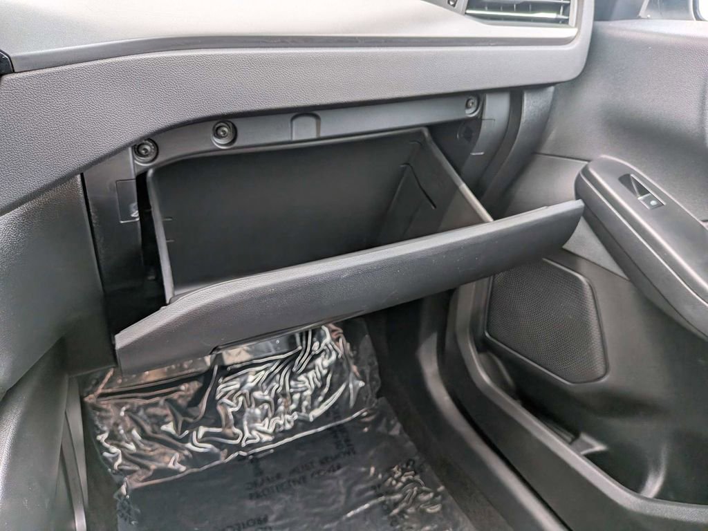 Used 2025 Ford Escape ST-Line FWD image 24