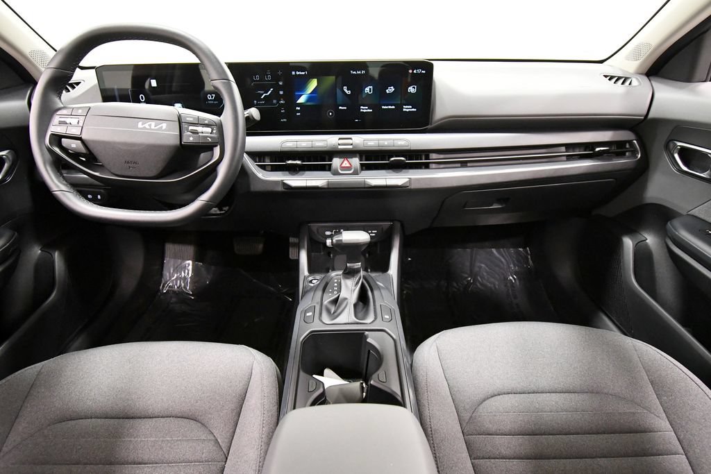 Certified 2025 Kia K4 EX FWD image 3