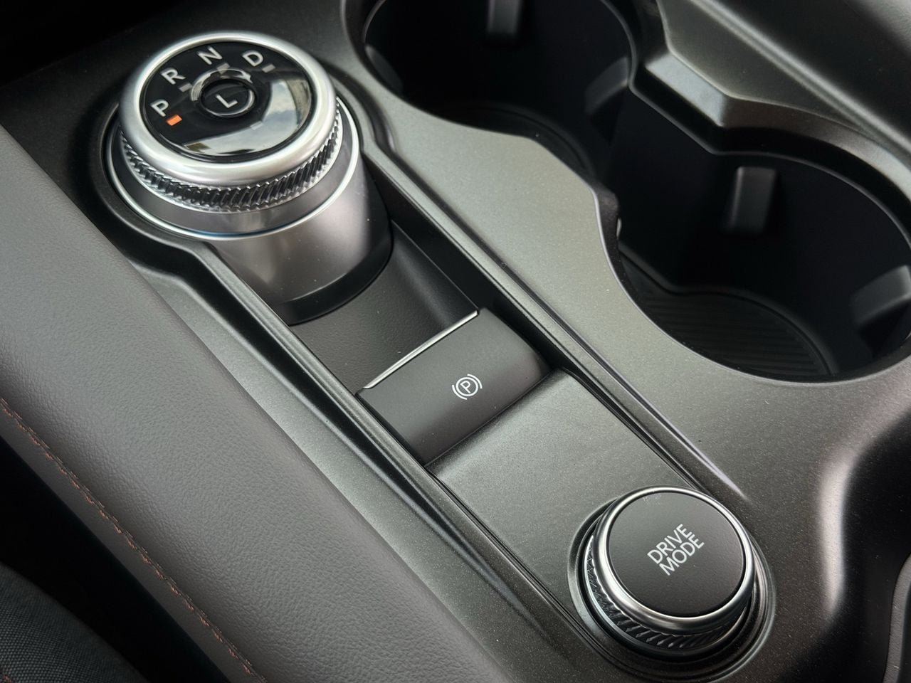 New 2026 Ford Explorer Active AWD/4WD image 17