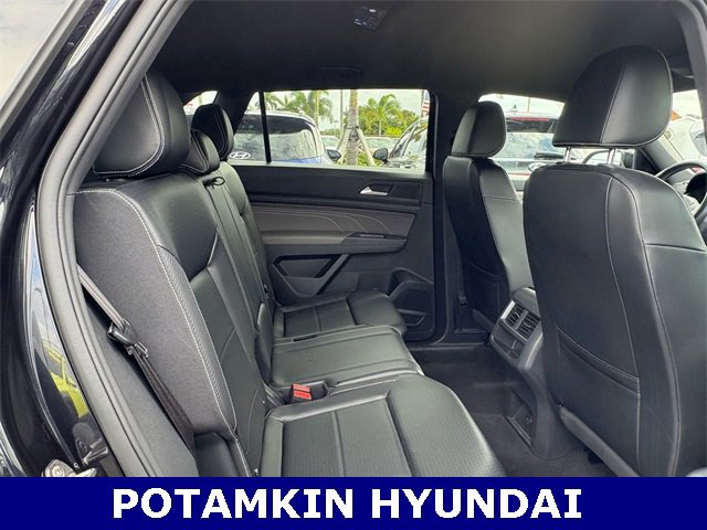 Used 2022 Volkswagen Atlas Cross Sport SE image 12