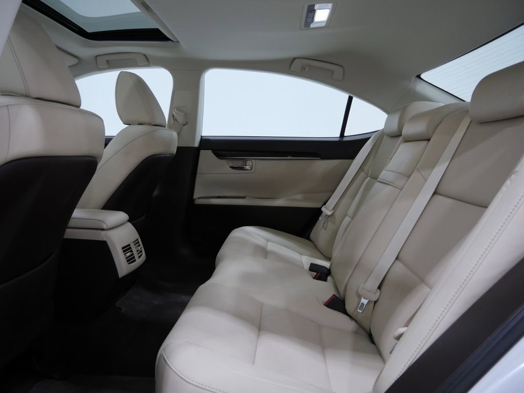Used 2018 Lexus ES 350 w/ Premier Package FWD image 26