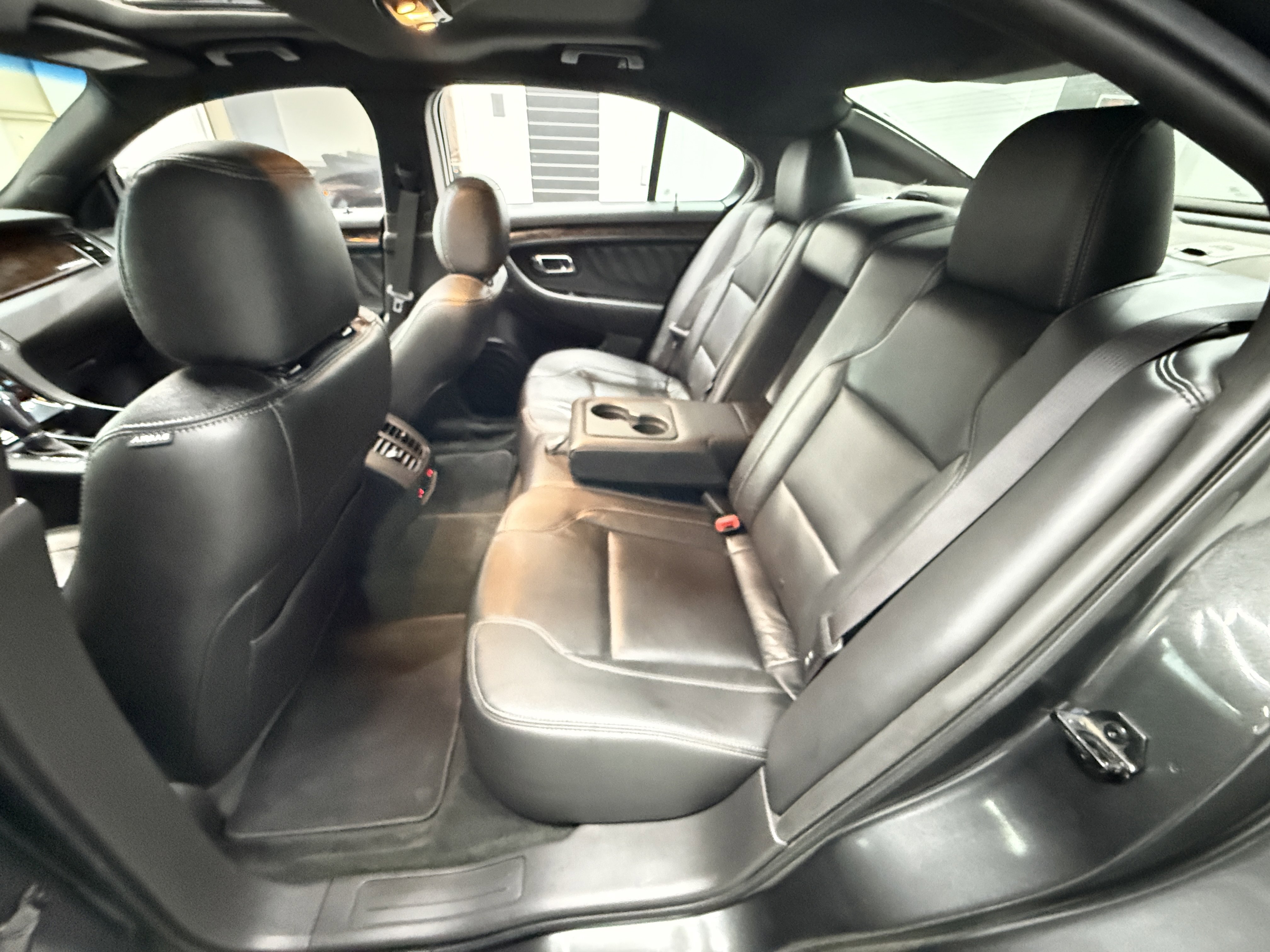 Used 2017 Ford Taurus Limited image 26