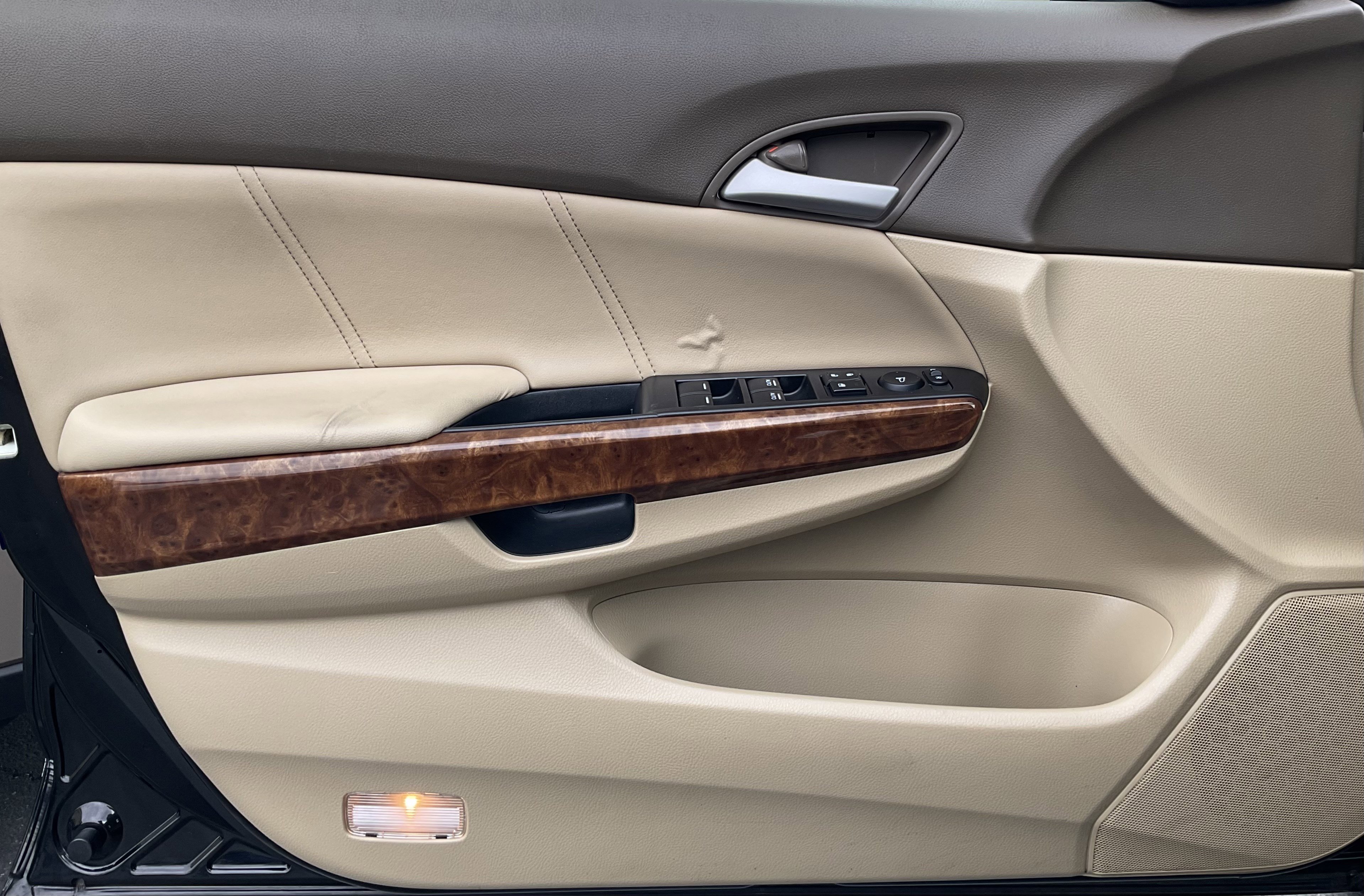 Used 2008 Honda Accord EX-L image 24