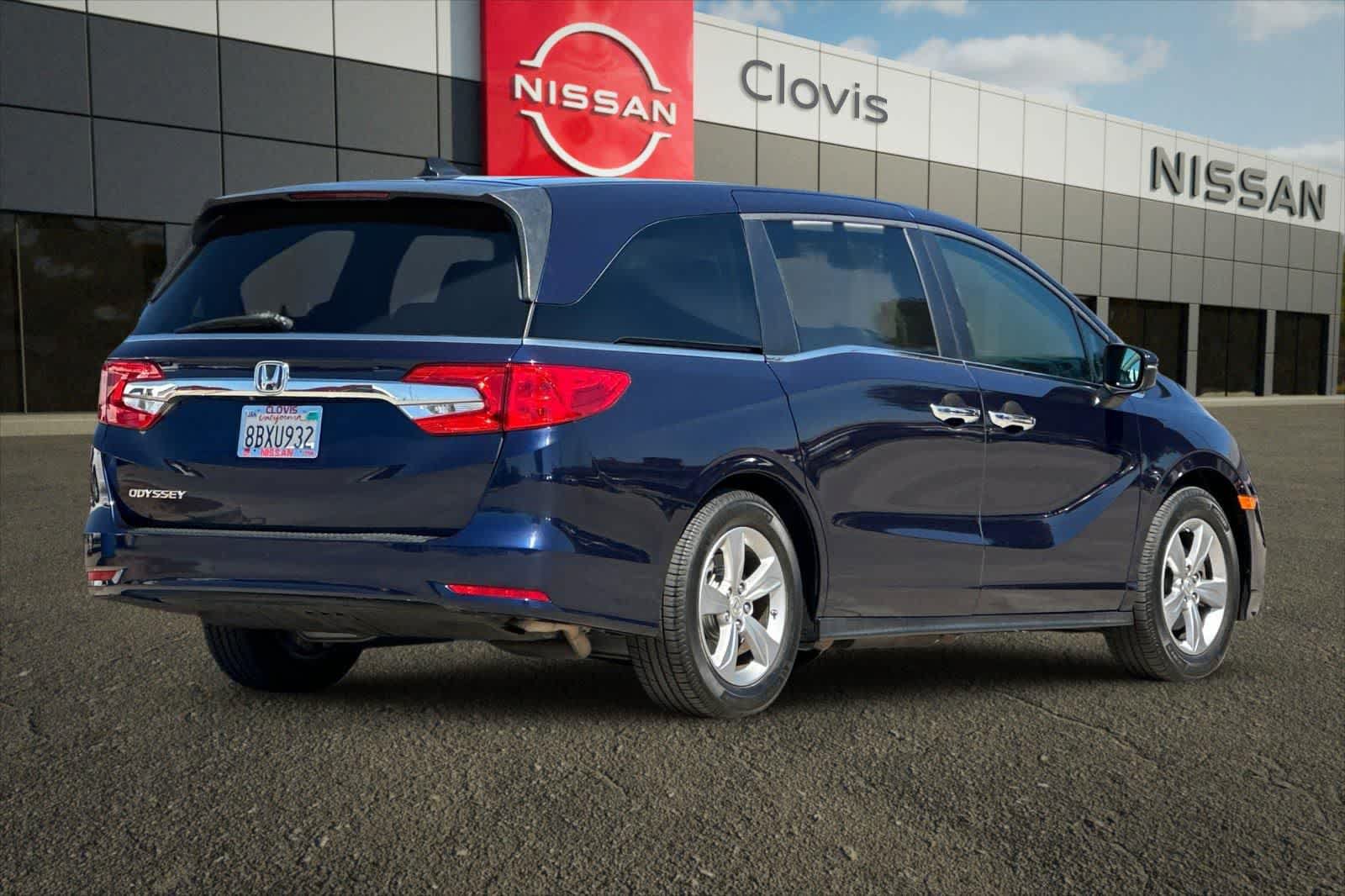 Used 2018 Honda Odyssey EX-L image 3