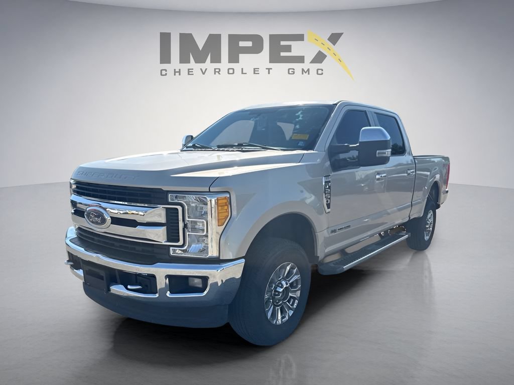 Used 2017 Ford F250 XLT w/ XLT Premium Package AWD/4WD image 1