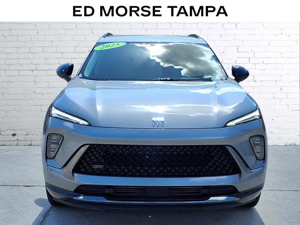 Used 2025 Buick Envision Sport Touring image 6