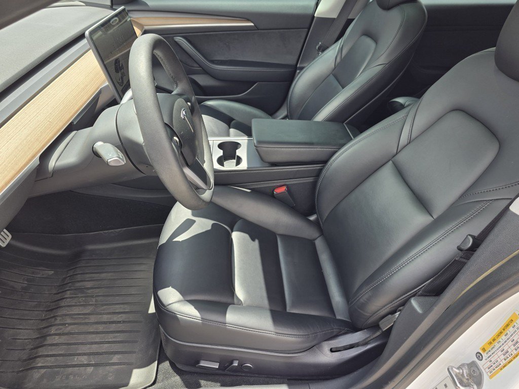 Used 2021 Tesla Model 3 Performance AWD/4WD image 32