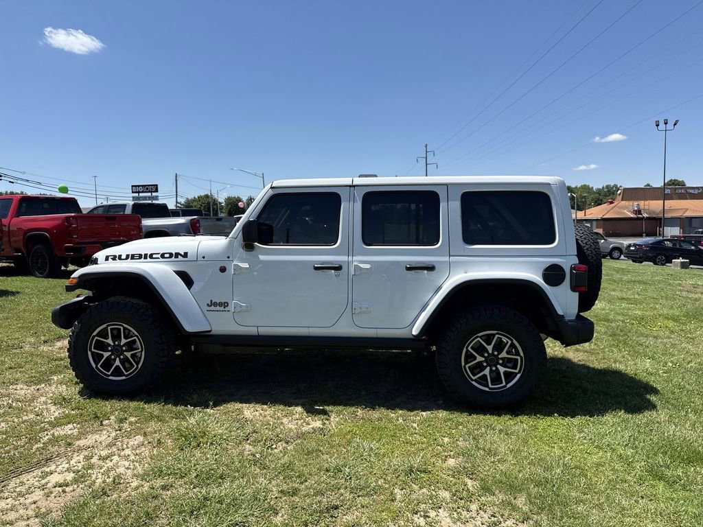 Used 2026 Jeep Wrangler Unlimited Rubicon AWD/4WD image 11