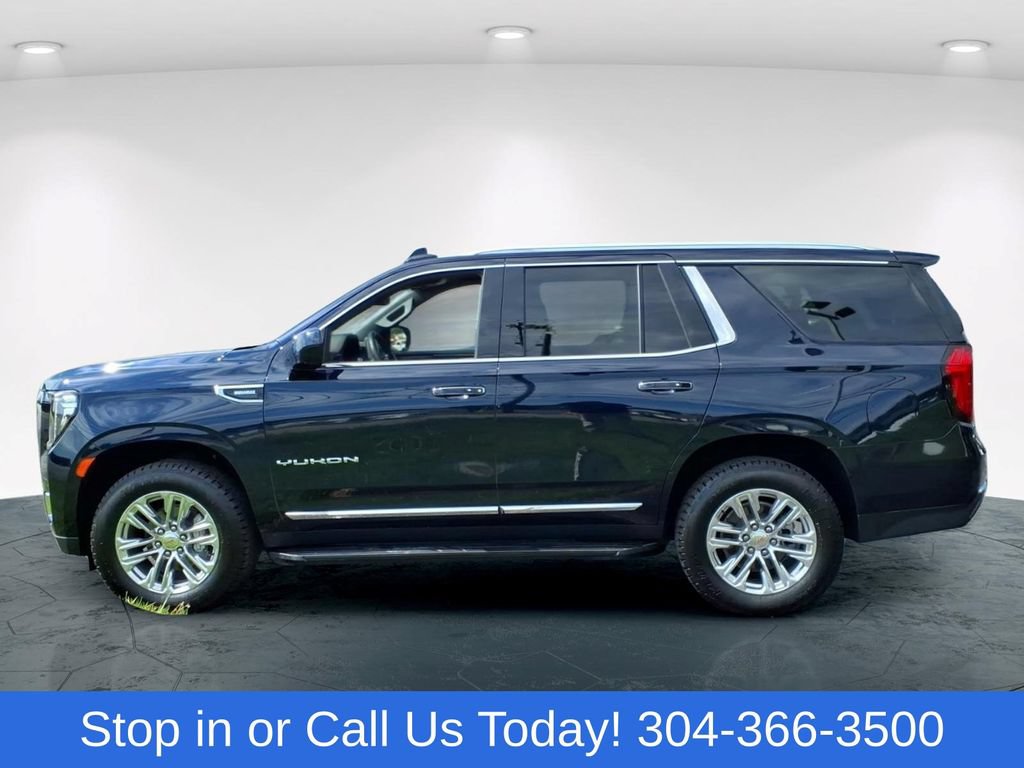 Used 2024 GMC Yukon SLT AWD/4WD image 2