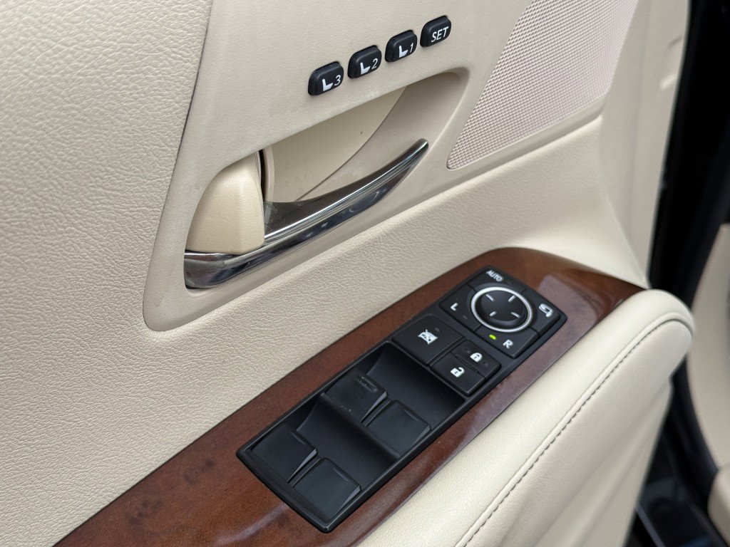 Used 2013 Lexus RX 350 AWD w/ Navigation Pkg image 32