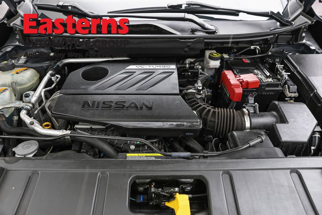 Used 2023 Nissan Rogue S AWD/4WD image 7