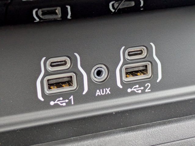 New 2026 RAM 3500 Laramie AWD/4WD image 22