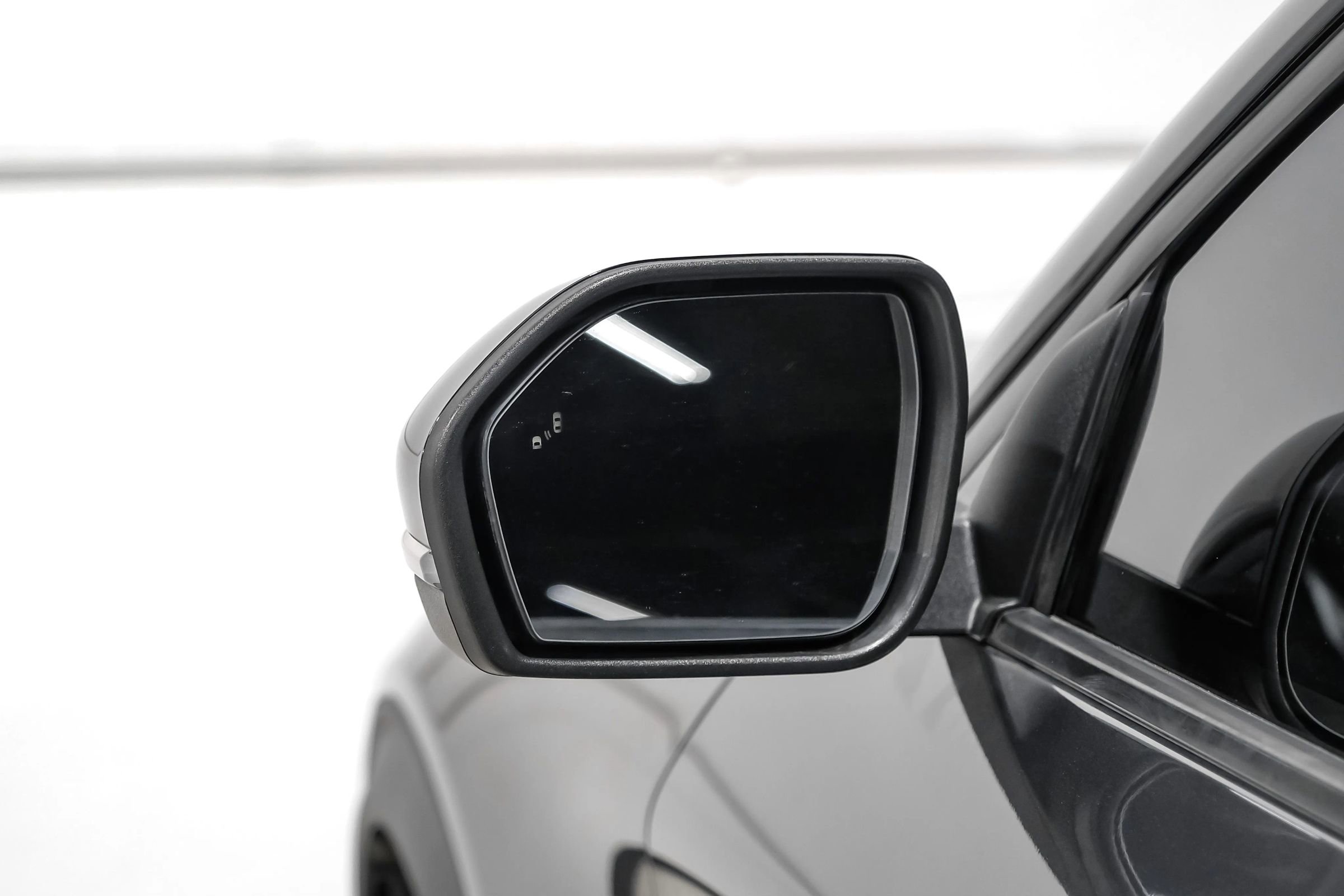 Used 2020 Ford Explorer ST w/ ST Street Pack image 39