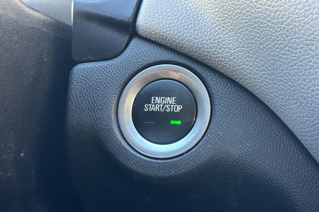 Used 2019 Chevrolet Equinox LS image 32