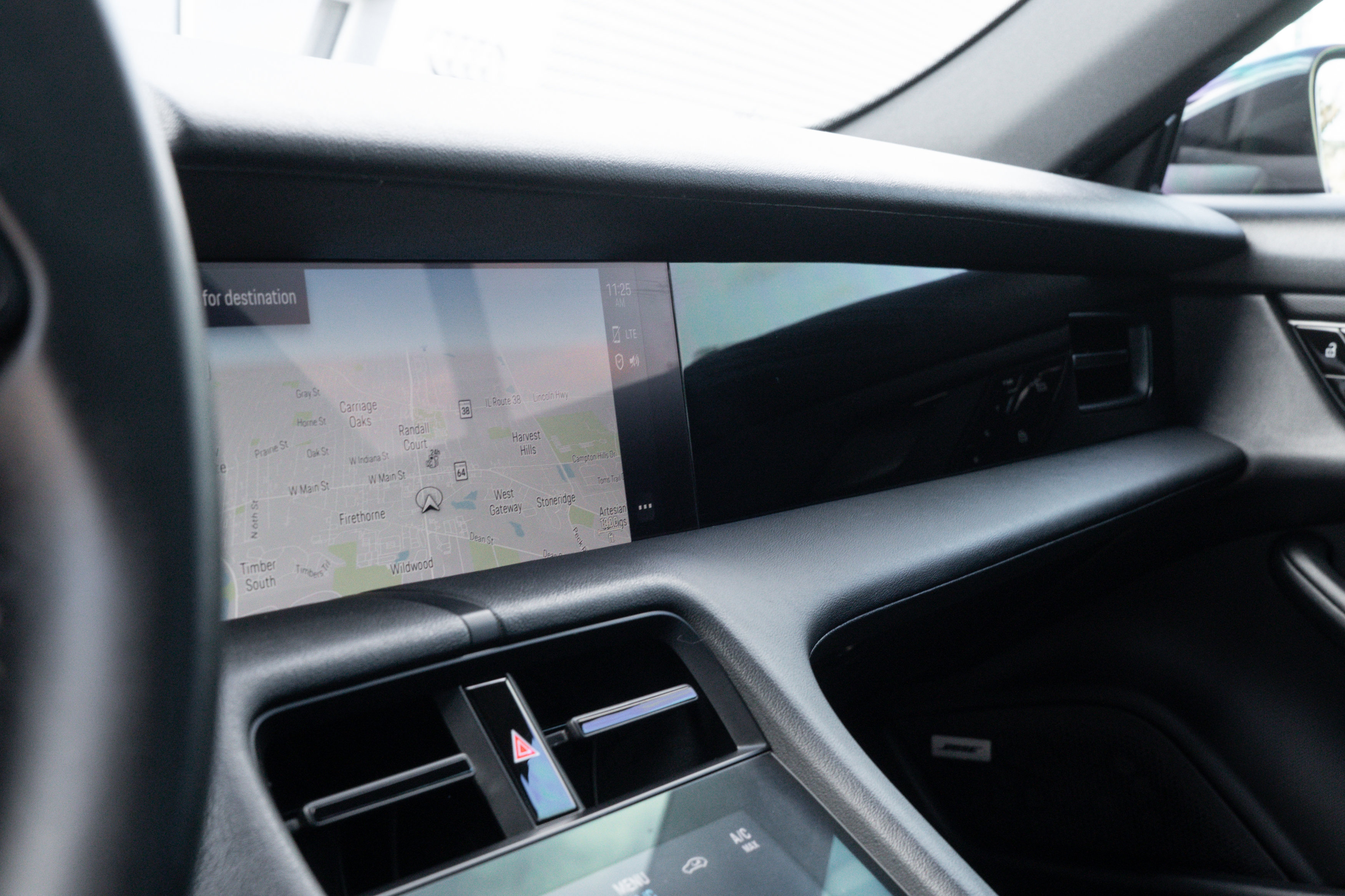 Used 2021 Porsche Taycan 4S image 16