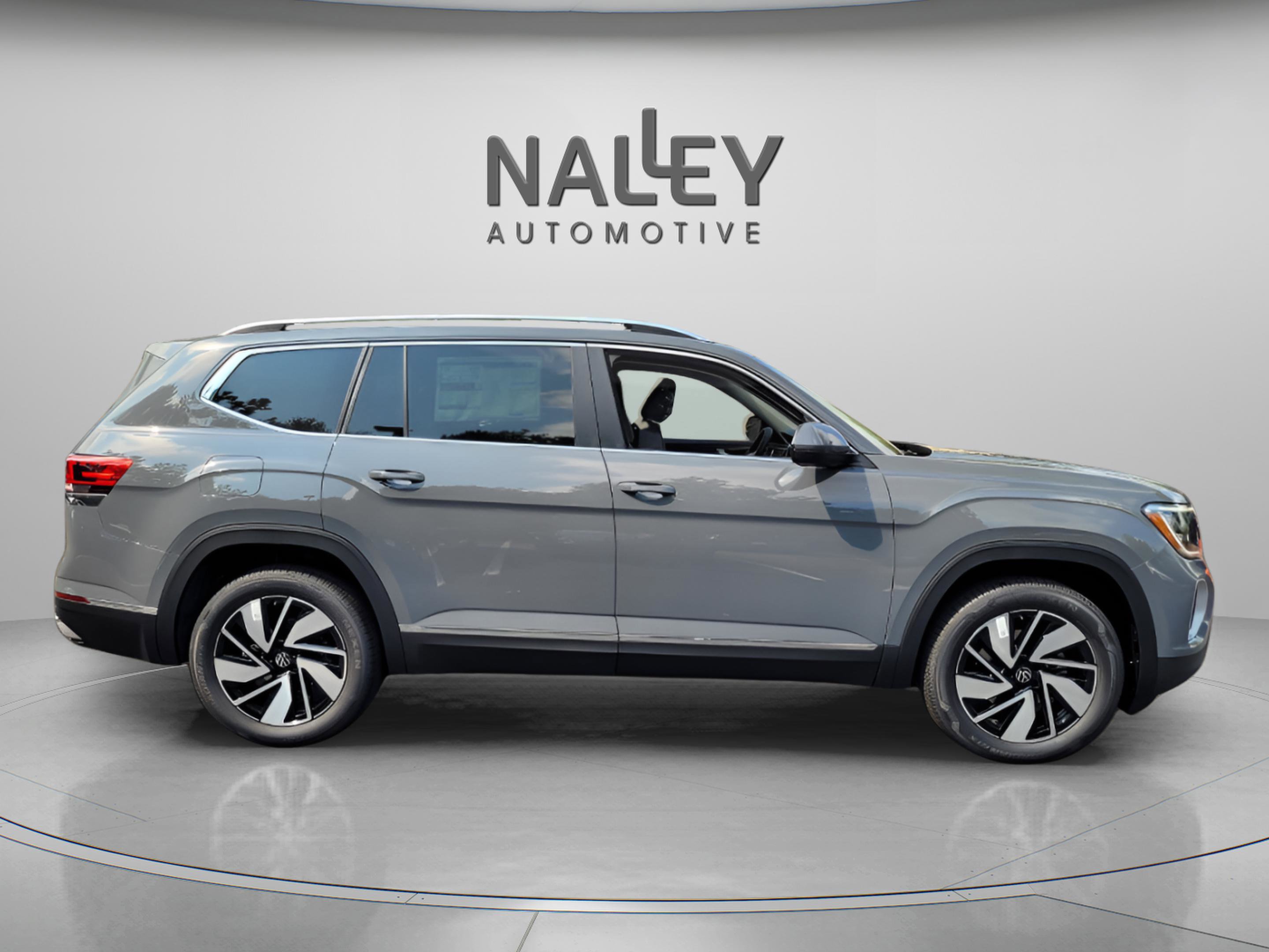 New 2026 Volkswagen Atlas SEL image 5