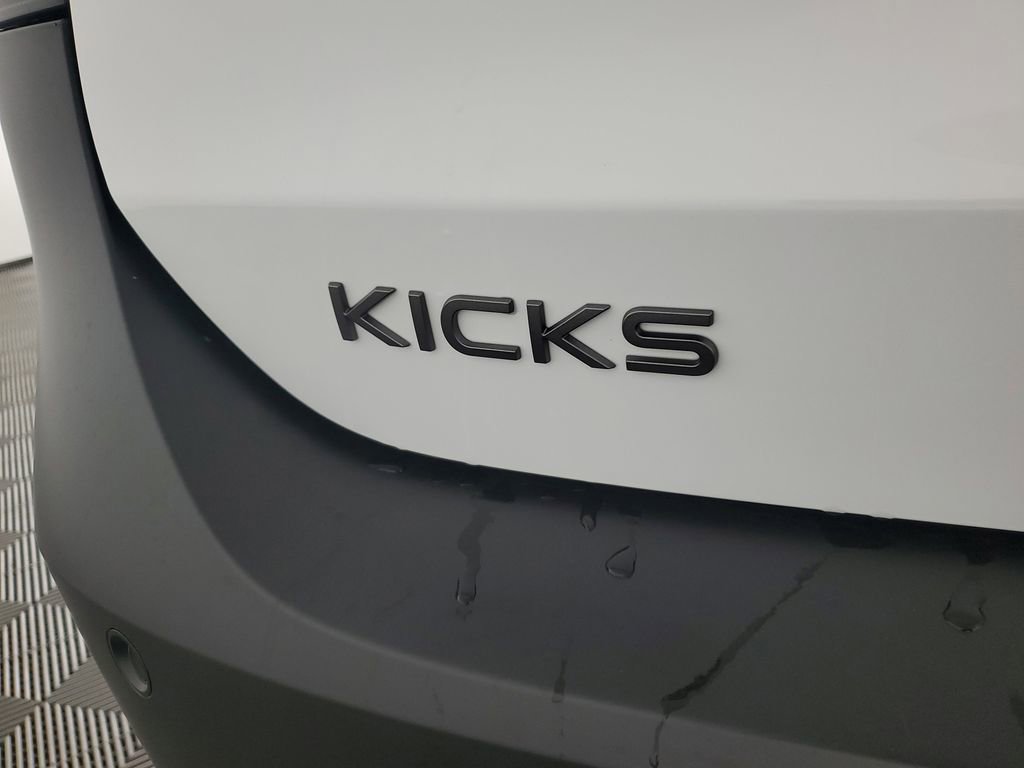 New 2026 Nissan Kicks SV w/ SV Premium Package image 32