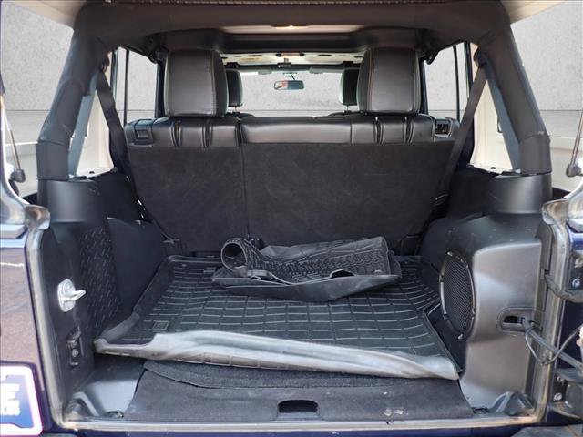 Used 2013 Jeep Wrangler Unlimited Sahara w/ Connectivity Group AWD/4WD image 8