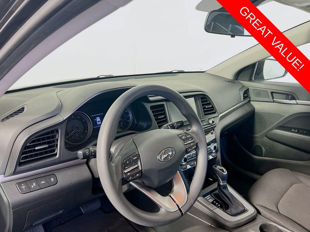 Used 2020 Hyundai Elantra SEL w/ Cargo Package (C1) image 9