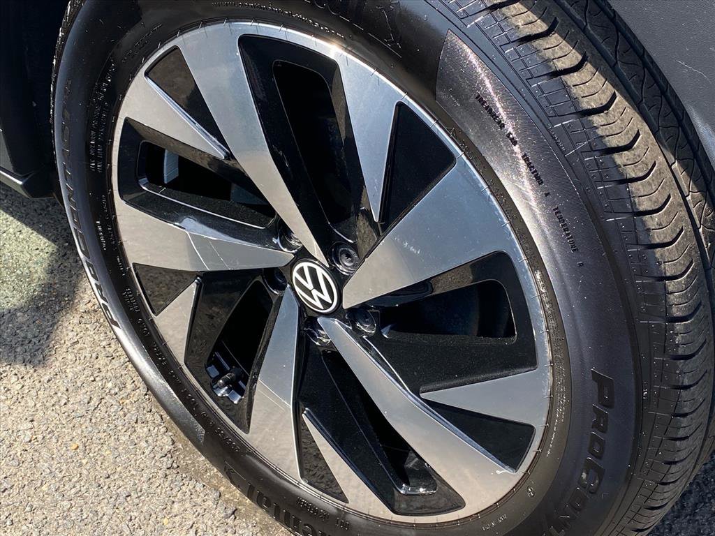 Certified 2024 Volkswagen ID.4 2WD image 20