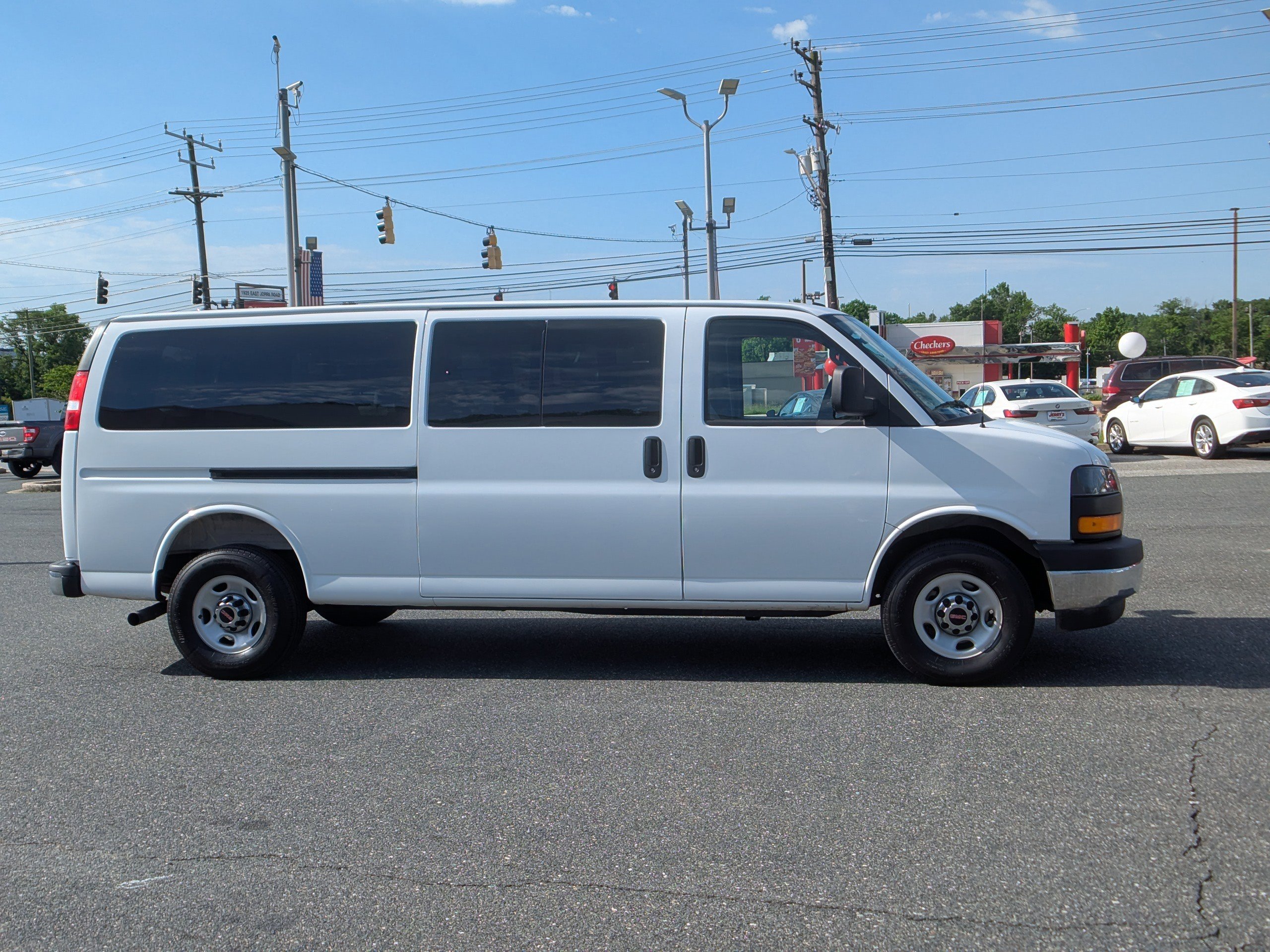 Used 2025 GMC Savana 3500 LT w/ LT Preferred Equipment Group RWD image 10