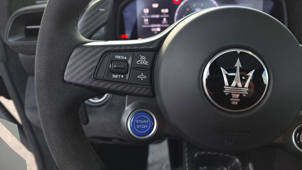 Used 2024 Maserati MC20 Cielo image 31