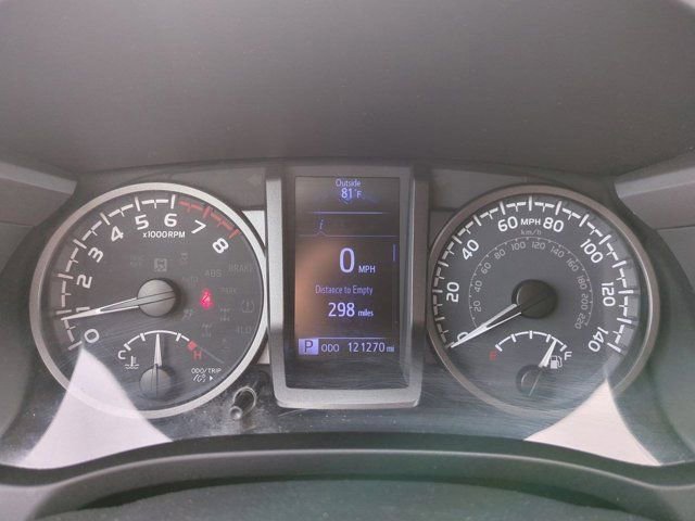 Used 2021 Toyota Tacoma TRD Sport image 11