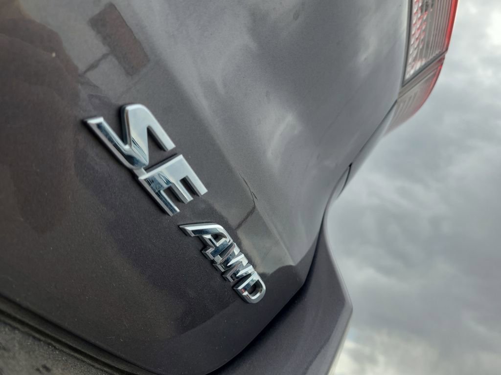 Used 2018 Toyota Highlander SE AWD/4WD image 34