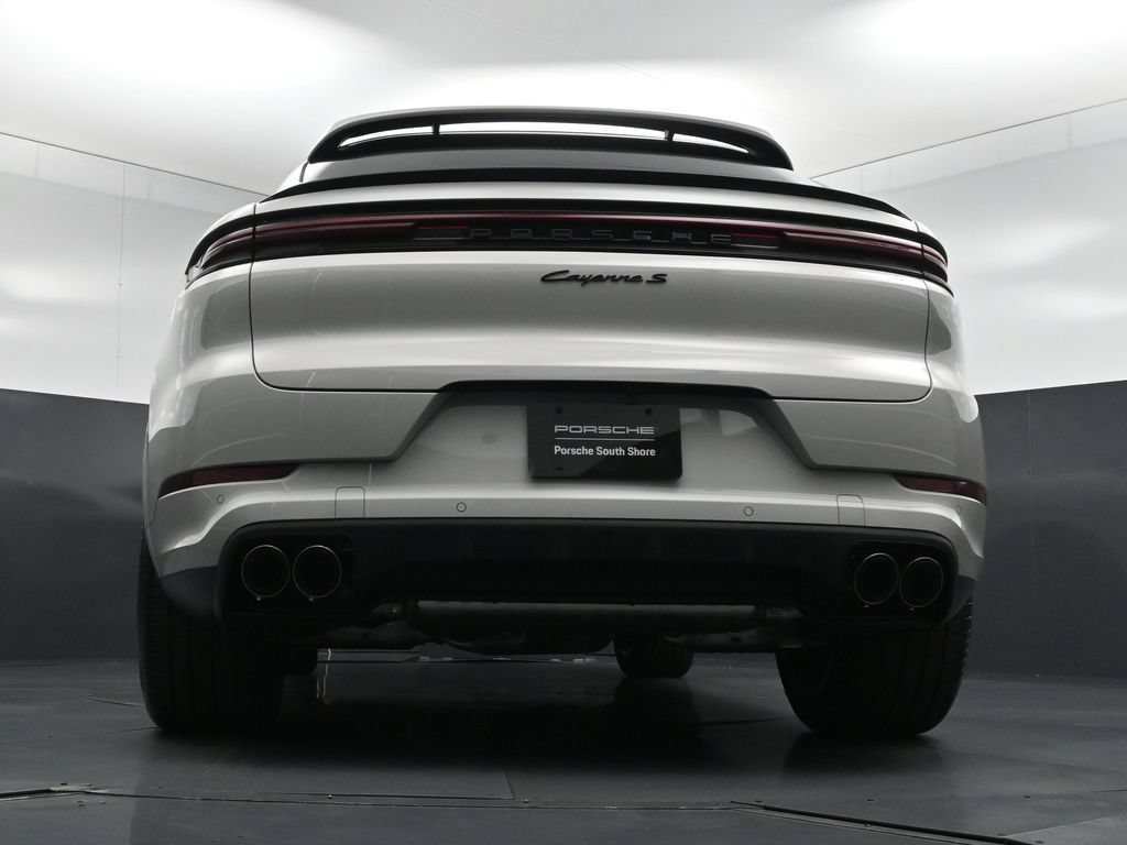 New 2026 Porsche Cayenne S AWD/4WD image 25