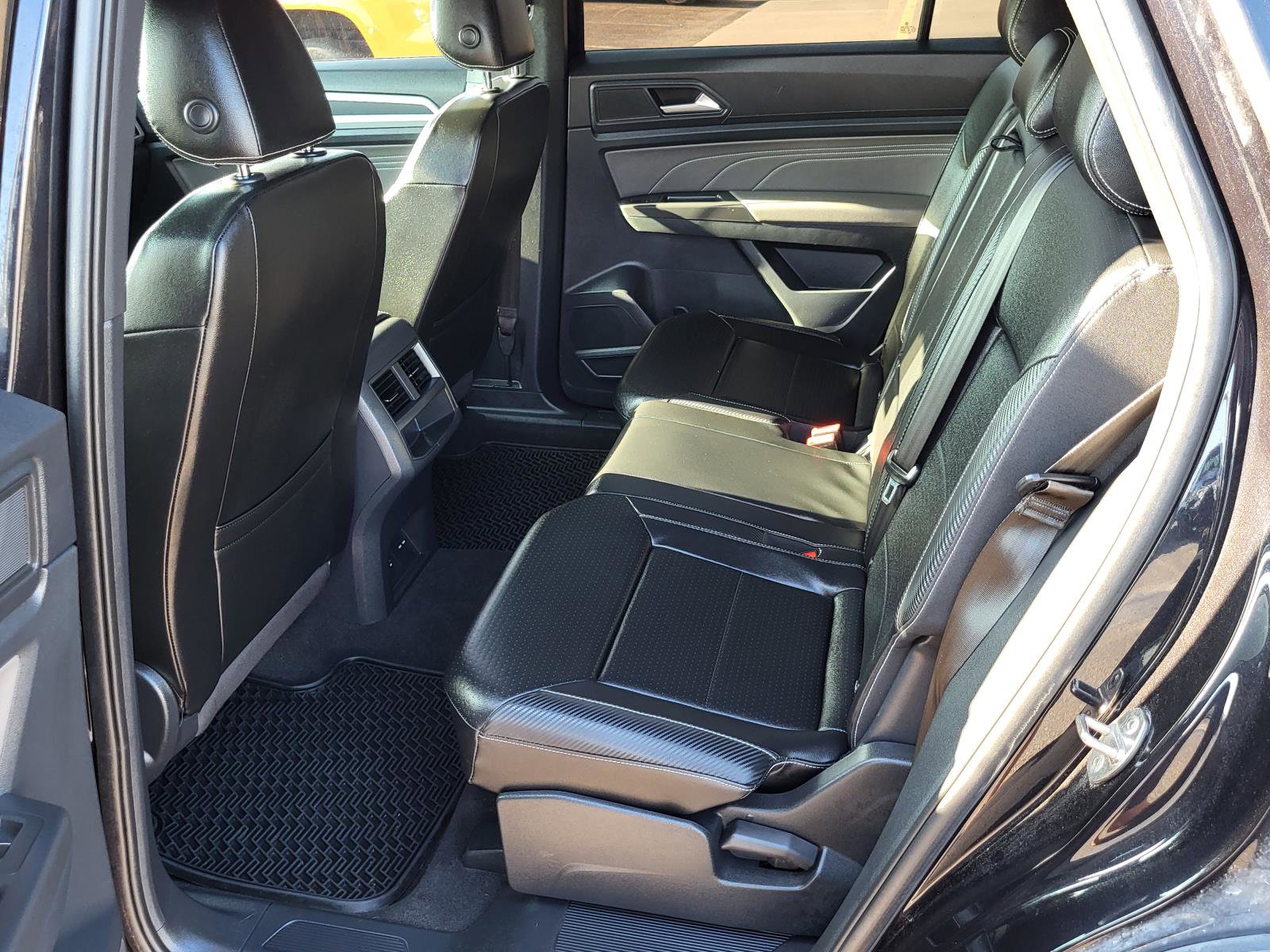 Used 2022 Volkswagen Atlas Cross Sport SEL image 13