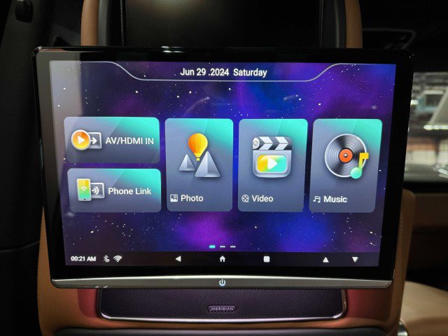 Used 2017 Land Rover Range Rover Autobiography image 58