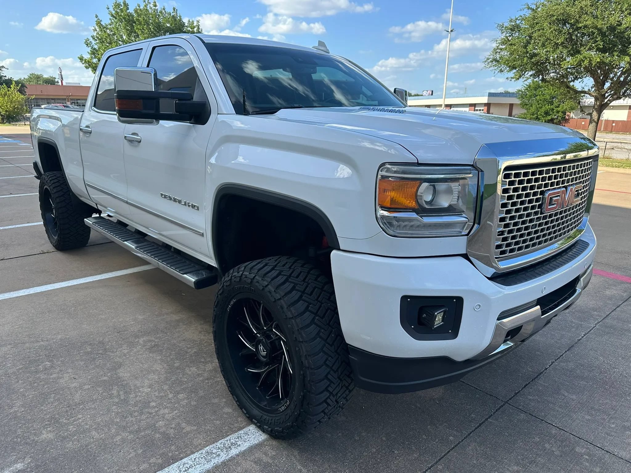 Used 2015 GMC Sierra 3500 Denali AWD/4WD image 6