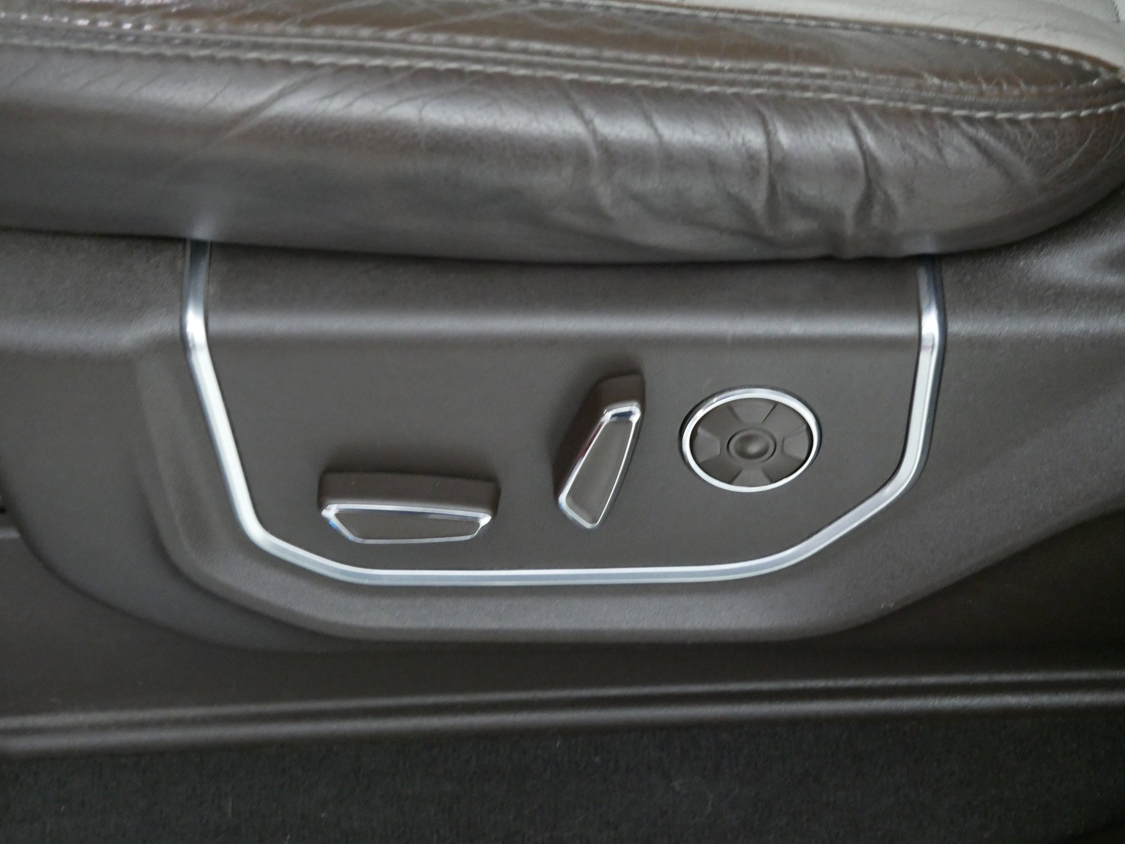 Used 2019 Ford F350 Limited w/ FX4 Off-Road Package image 20