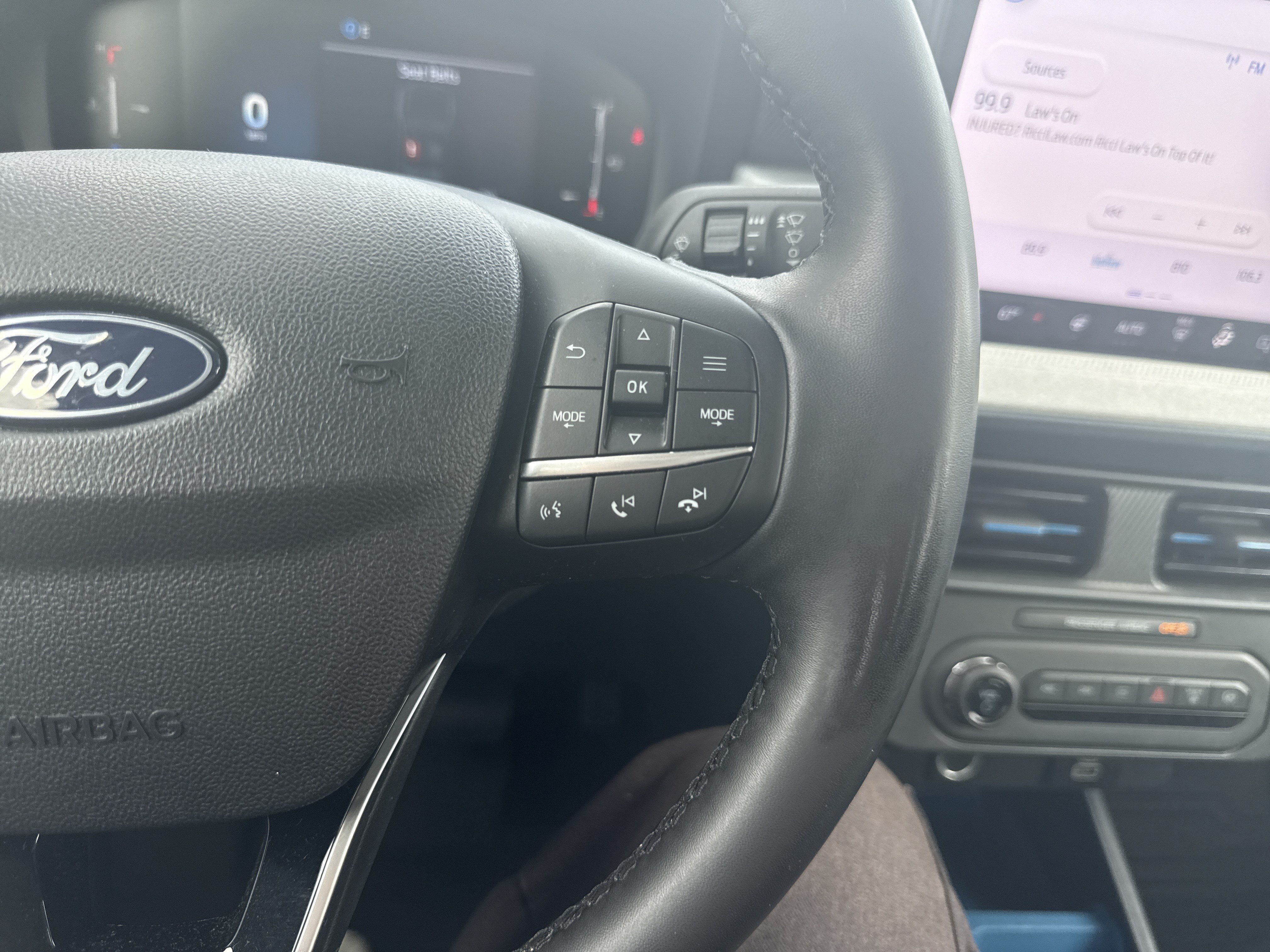 Used 2025 Ford Maverick XLT w/ XLT Luxury Package AWD/4WD image 20