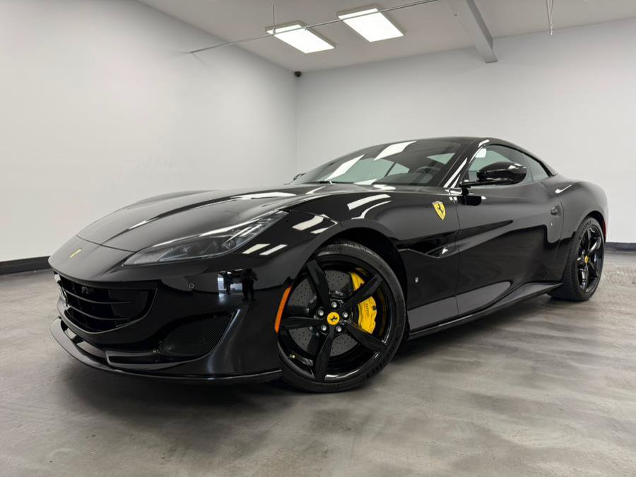 Used 2019 Ferrari Portofino RWD image 3