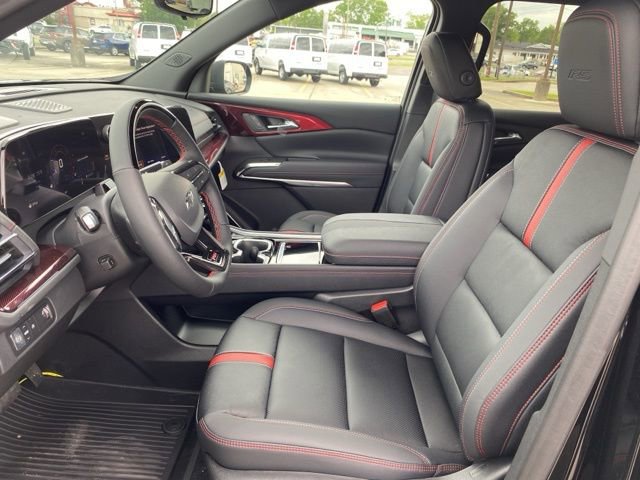 New 2026 Chevrolet Traverse RS w/ LPO, Floor Liner Package FWD image 13