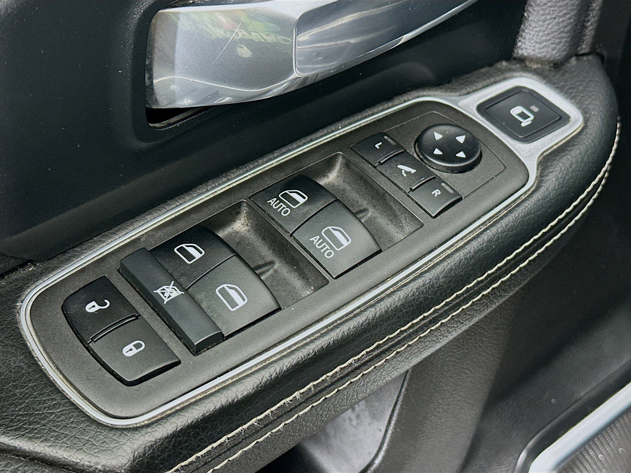 Used 2021 RAM 2500 Laramie w/ Night Edition image 15