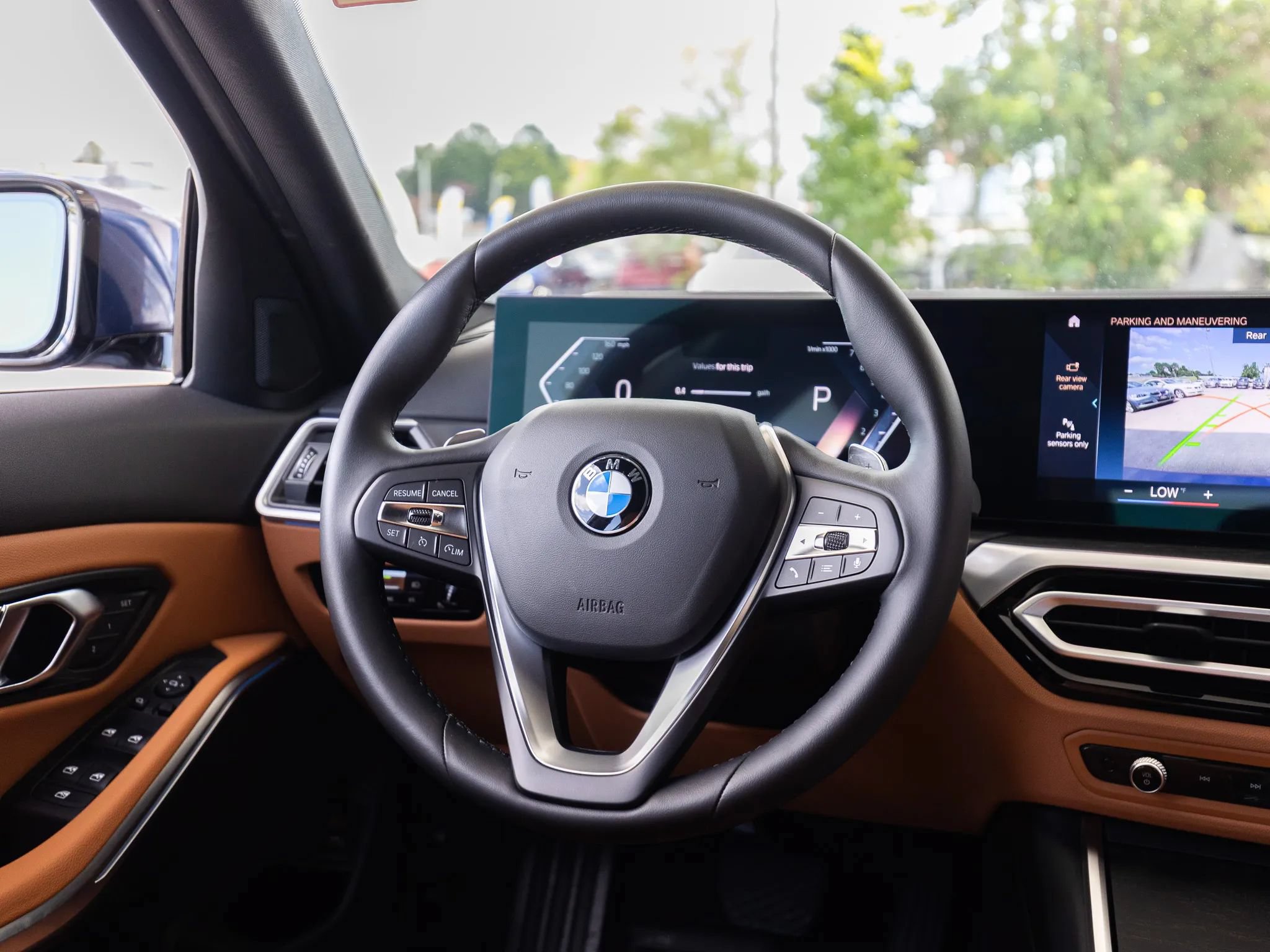 Used 2023 BMW 330i Sedan w/ Driving Assistance Package RWD image 33