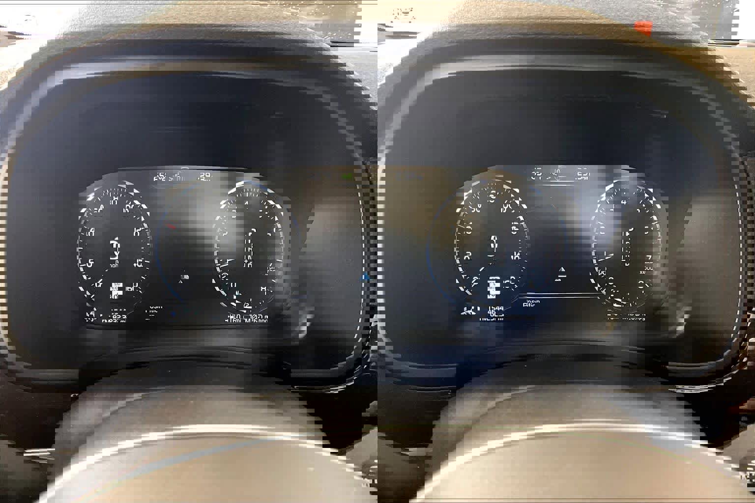 Used 2018 Volvo S90 T6 Momentum image 25