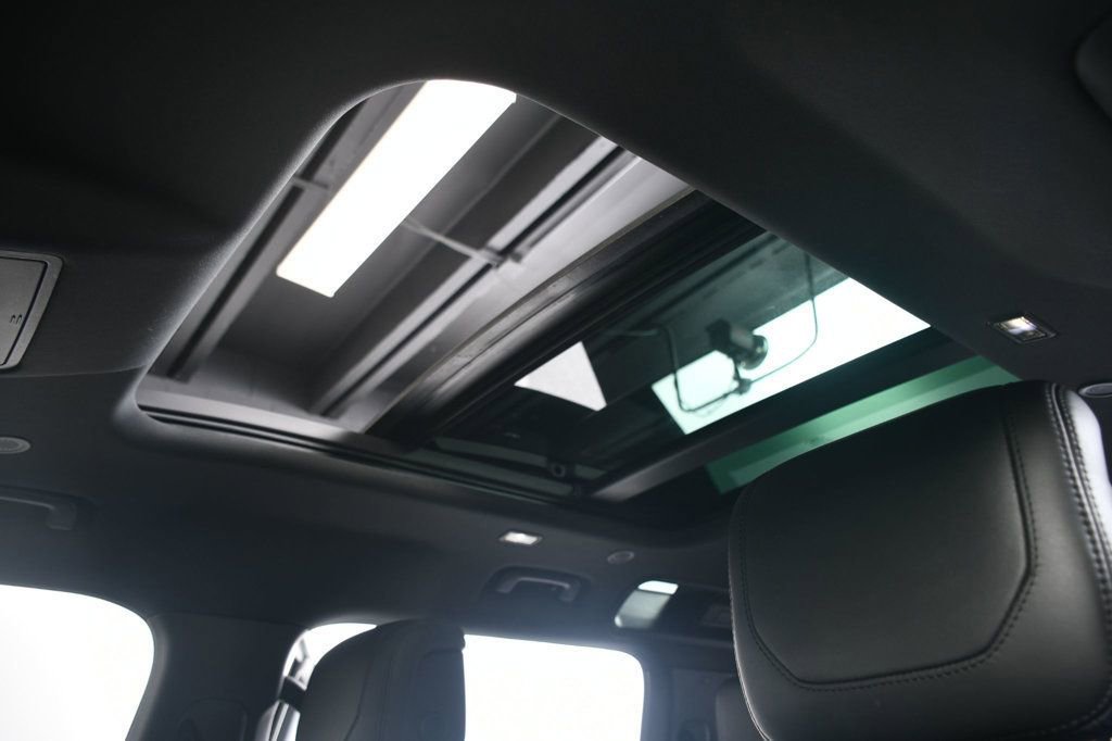 Used 2021 Land Rover Defender 110 X image 6