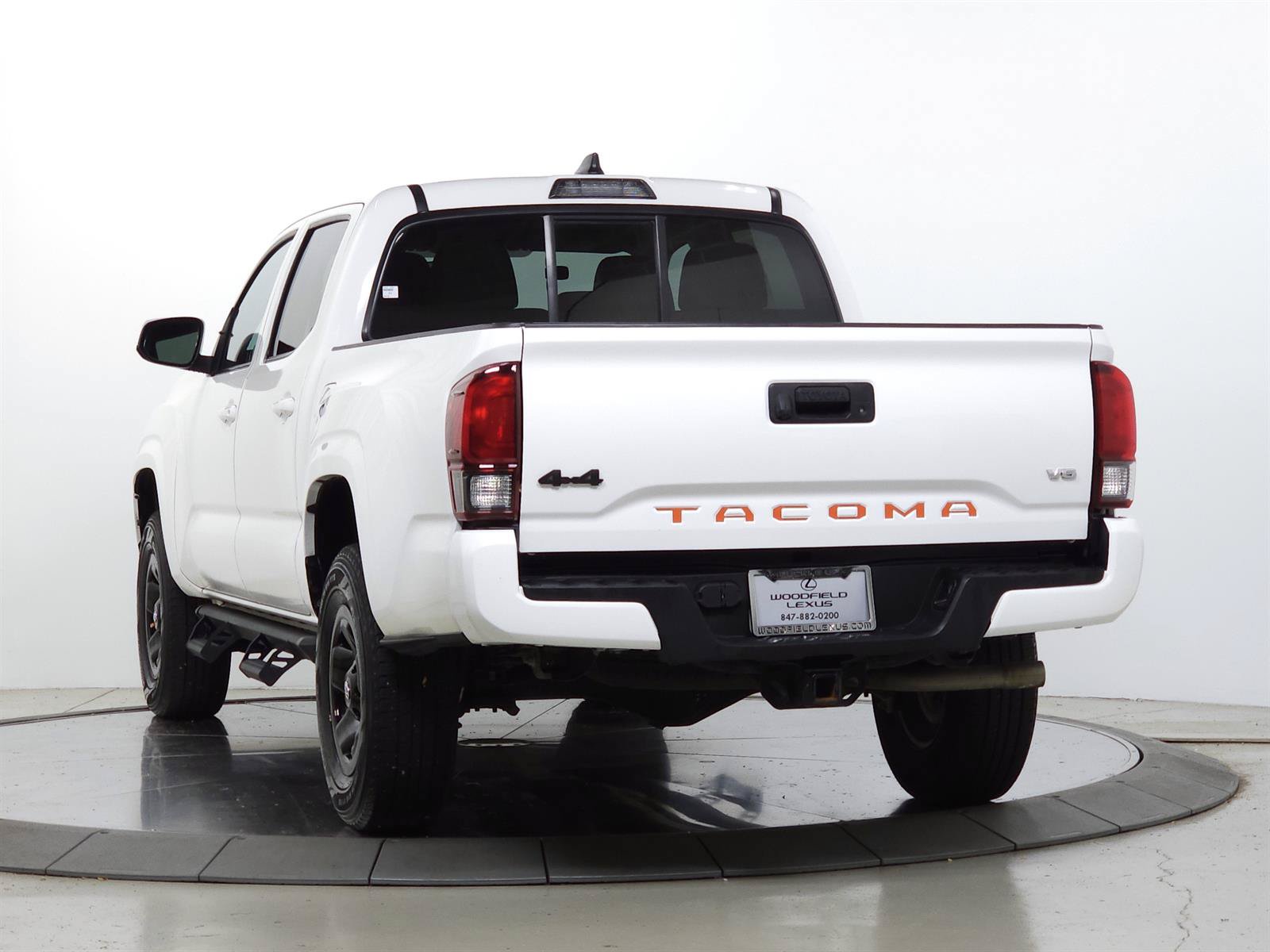 Used 2022 Toyota Tacoma SR AWD/4WD image 5
