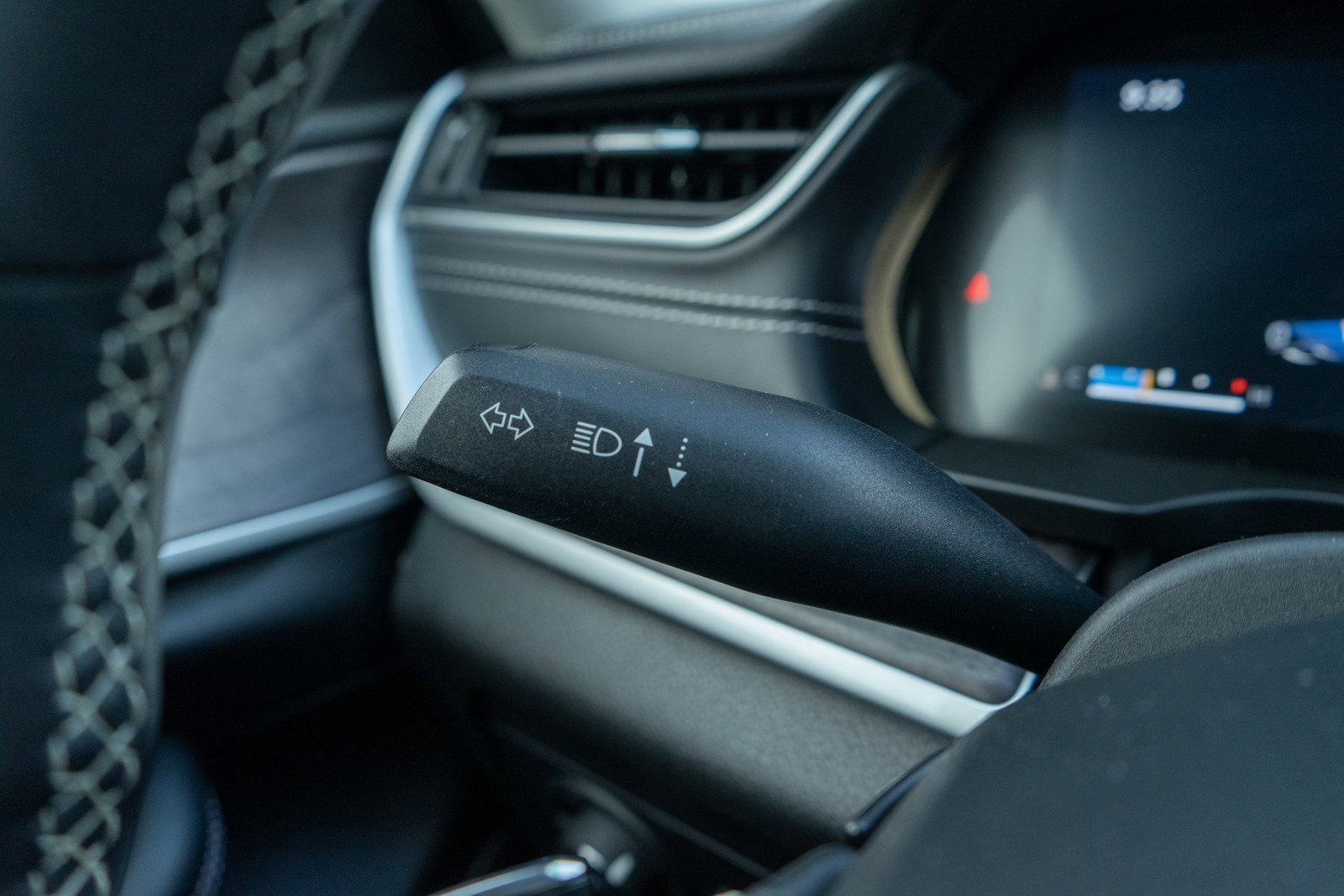 Used 2022 Jeep Grand Cherokee L Limited image 28