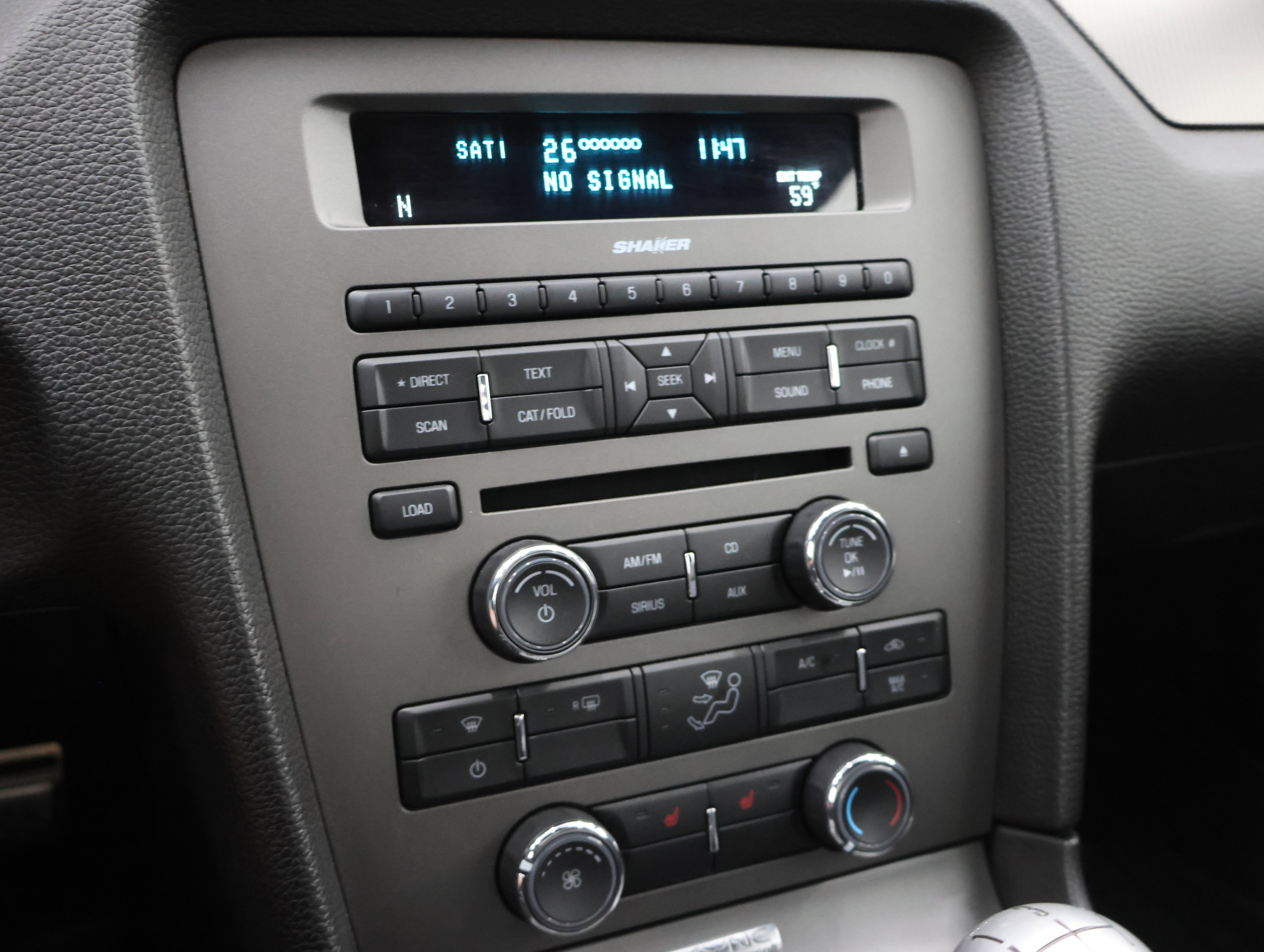 Used 2010 Ford Mustang GT Premium RWD image 11