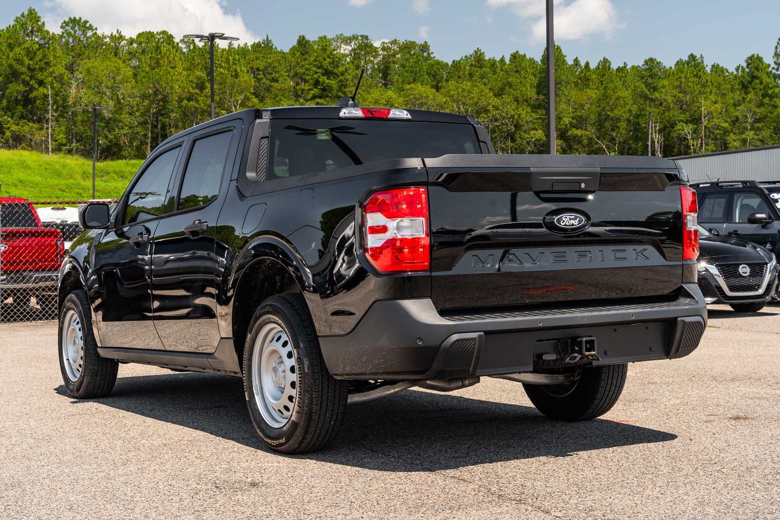 Certified 2026 Ford Maverick XL AWD/4WD image 5
