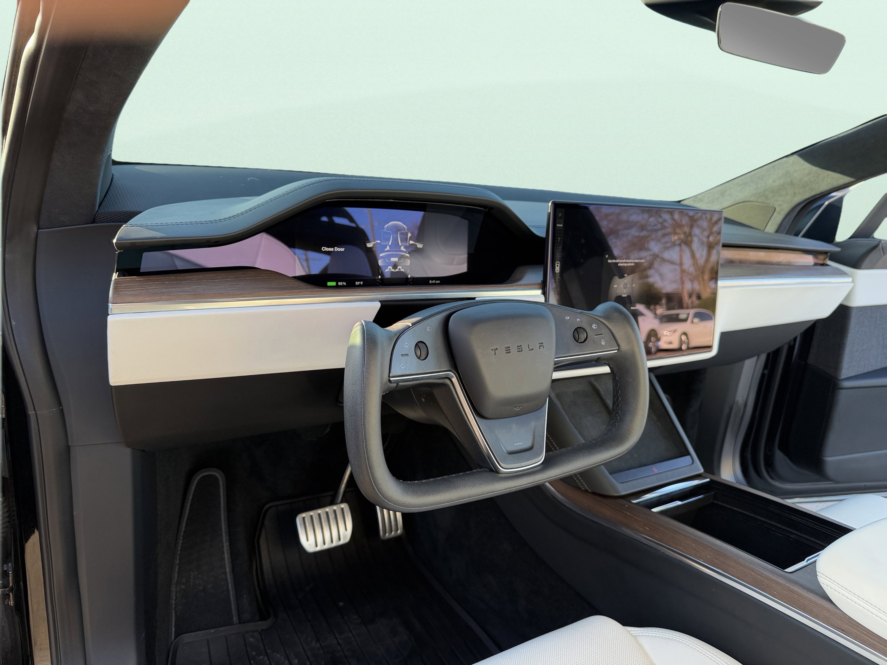 Used 2022 Tesla Model X image 26