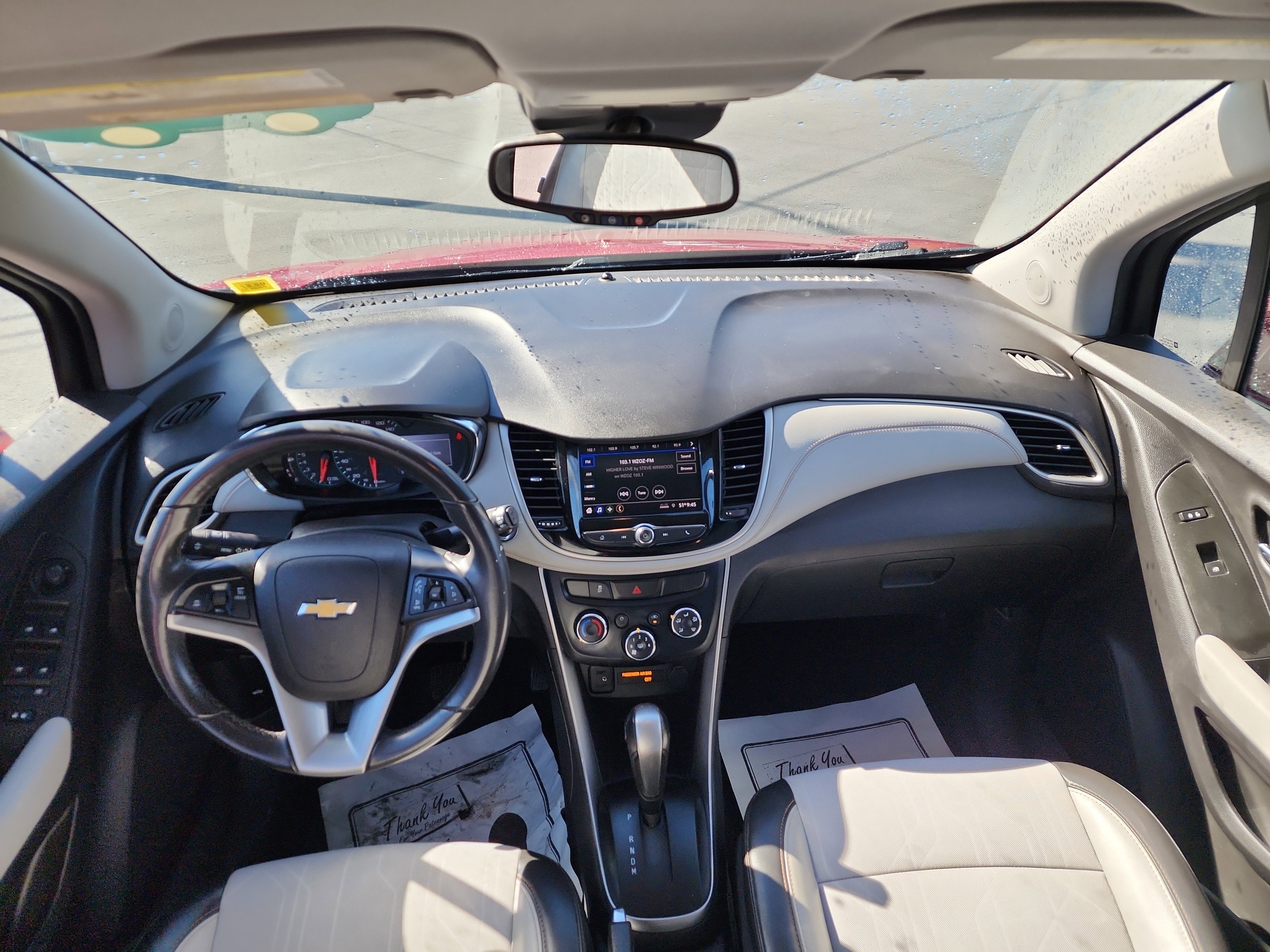 Used 2020 Chevrolet Trax LT w/ LT Convenience Package AWD/4WD image 24