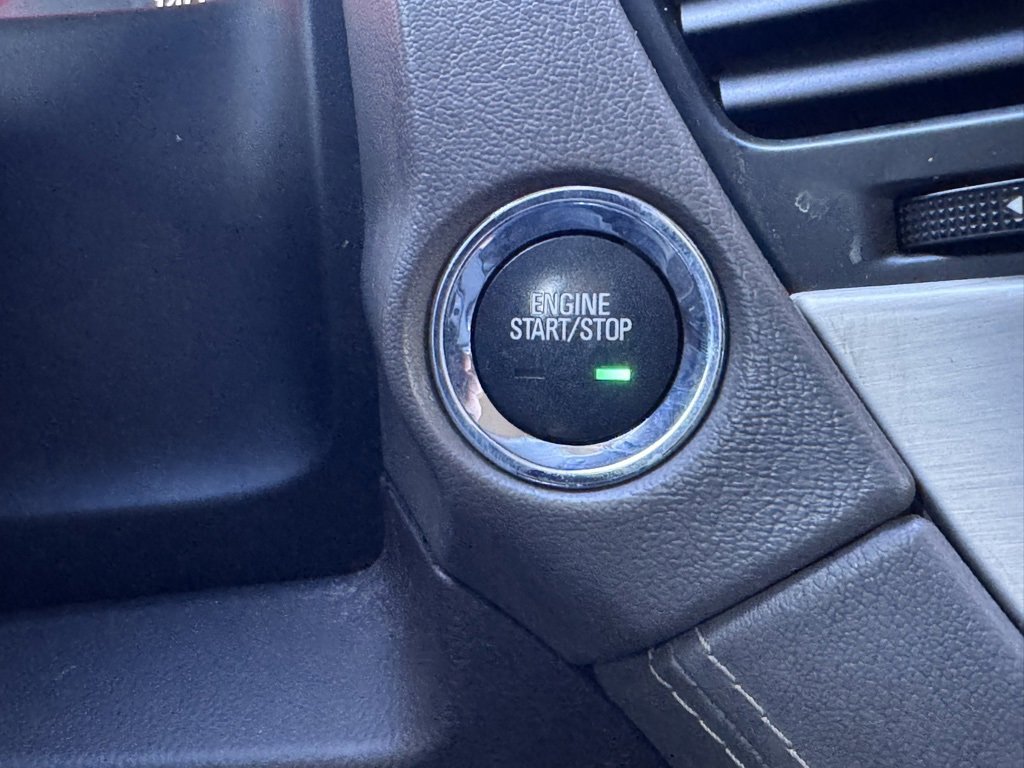 Used 2016 GMC Yukon XL Denali w/ Open Road Package image 6