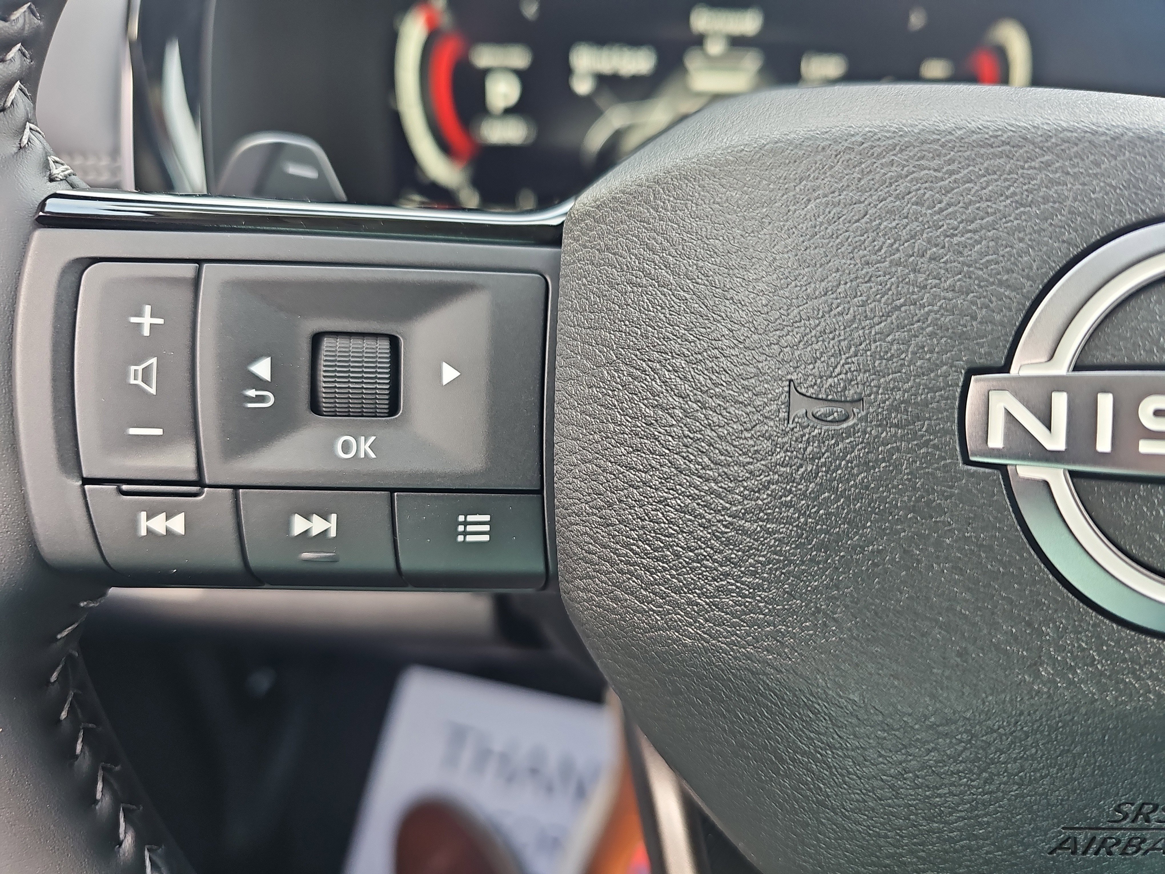 New 2026 Nissan Pathfinder Platinum AWD/4WD image 11